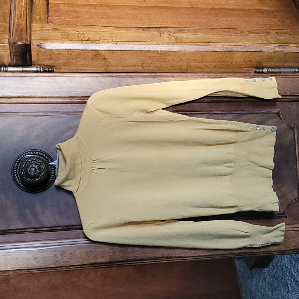 Cache small, mustard yellow turtleneck